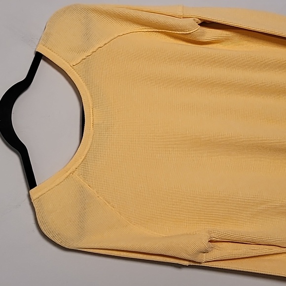 Tna Waffle Knit Sunny Yellow Relaxed Long Sleeve Top Sz S - Picture 5 of 8